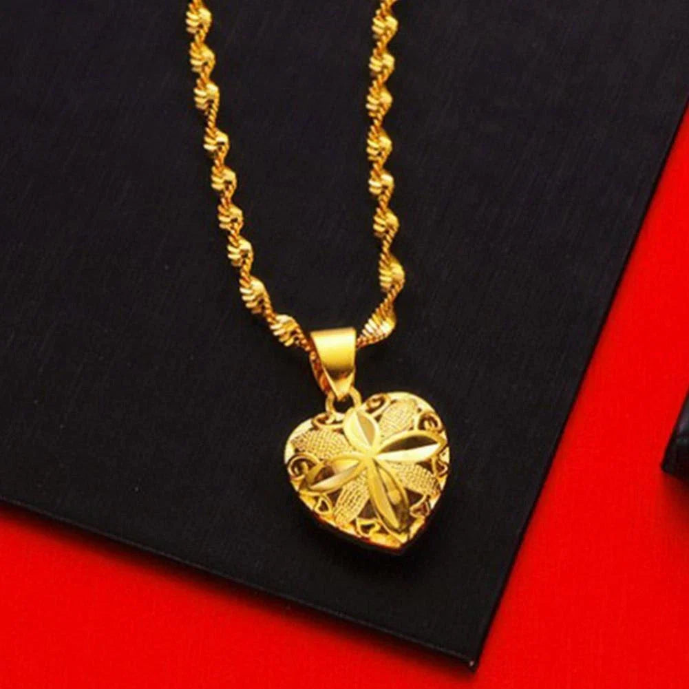 GOLD PLATING HEART NECKLACE ➕ BOX ➕ FREE DELIVERY  🎁